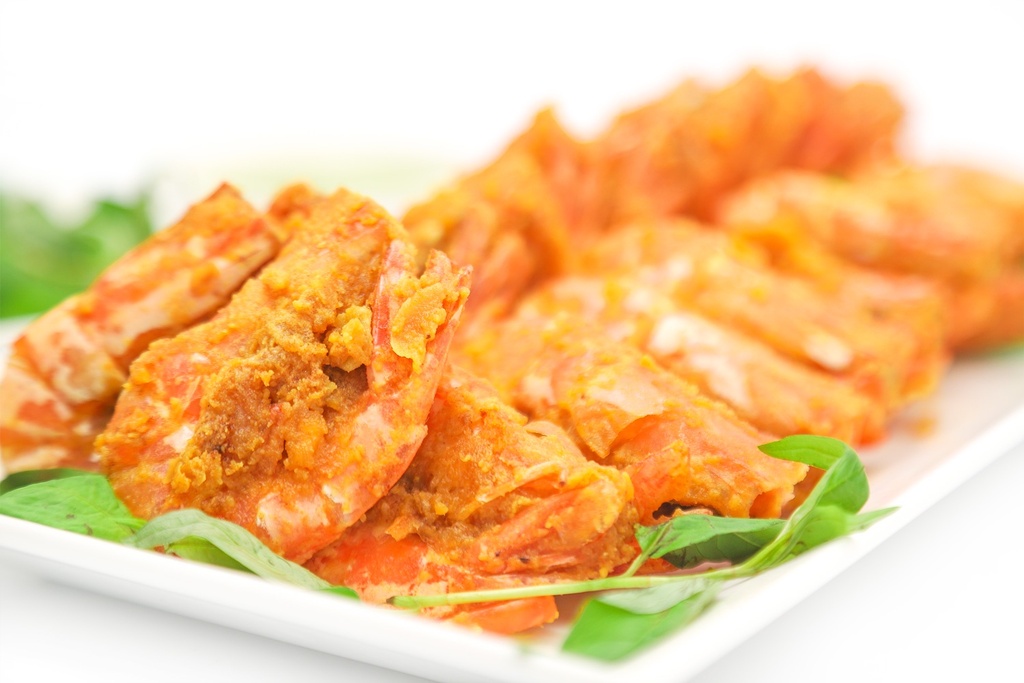 TÔM SÚ RANG TRỨNG MUỐI