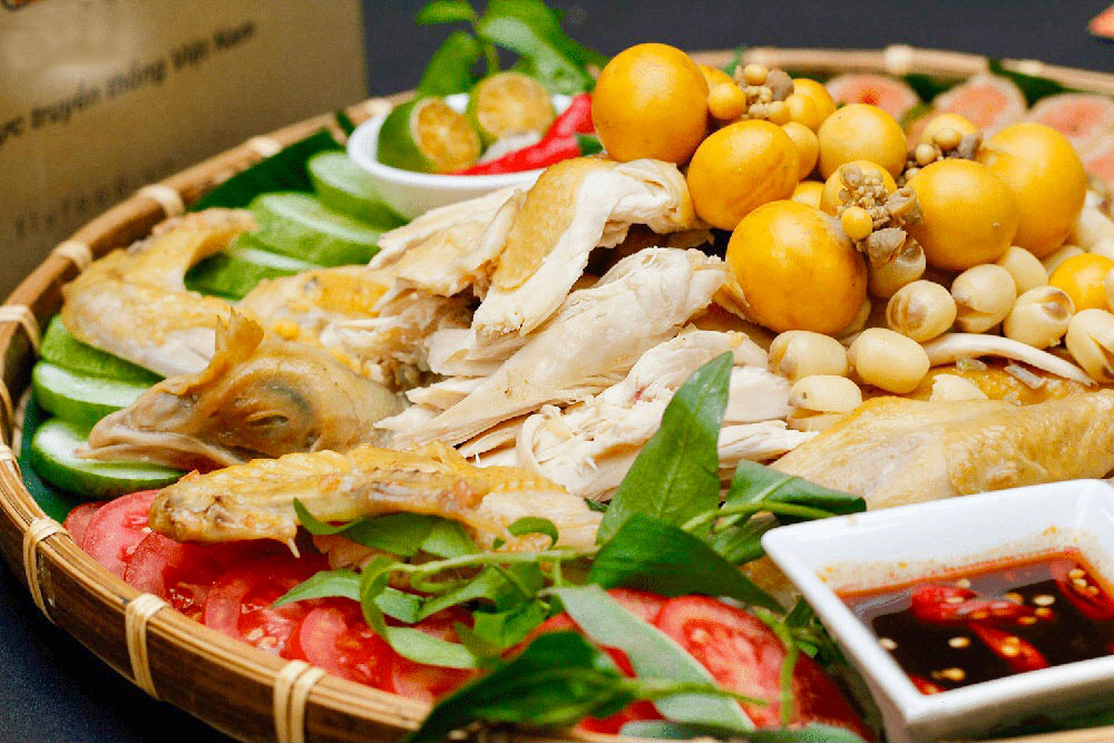 GÀ BÓ XÔI 3 MÀU ÔM TRỨNG HẠT SEN